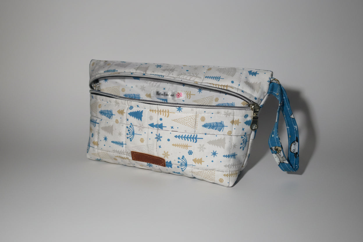 Grande trousse de toilette en coton wax.