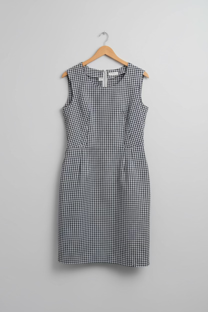 Robe à carreaux – Élégance intemporelle