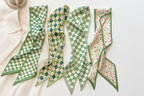 Foulards en Satin doux et Élégants